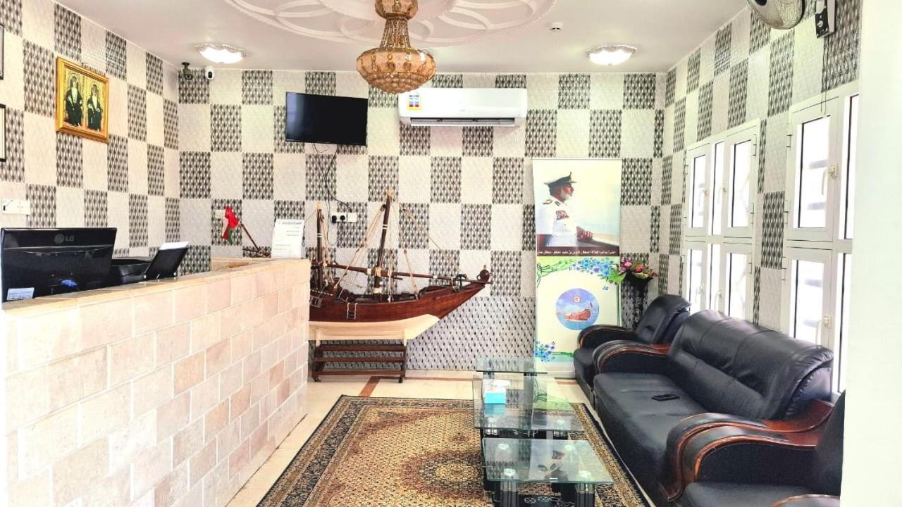 Al Afiah Corniche Hotel Apartment Súr Exteriér fotografie